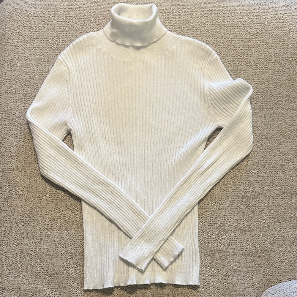 Copper Key Junior s Ribbed White Turtleneck Sweater